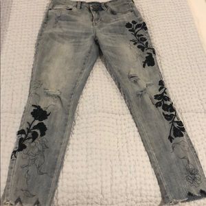 Coco & Carmen Cropped Skinny Jeans